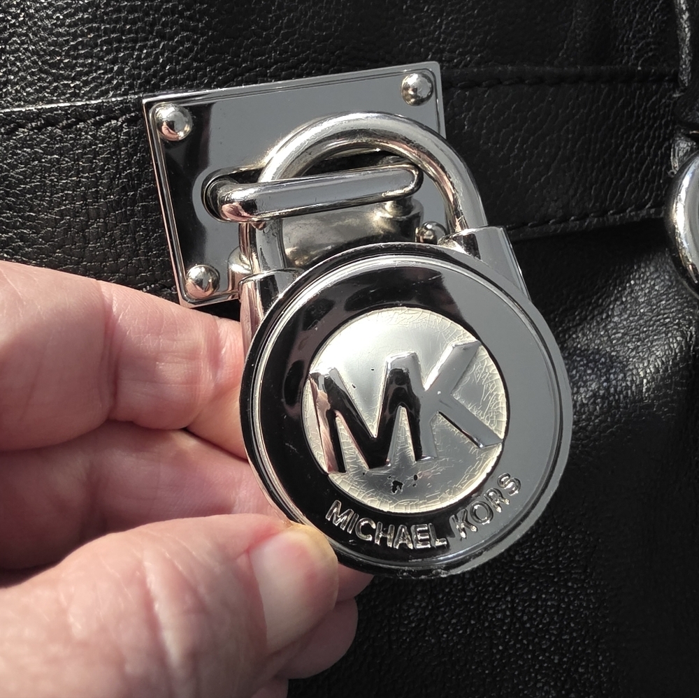 Michael Kors Black Hamilton Tote Bag - Picture 3 of 16